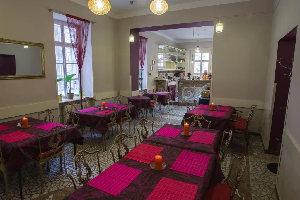 Santico Art Hotel And Hostel Budapeşte Dış mekan fotoğraf