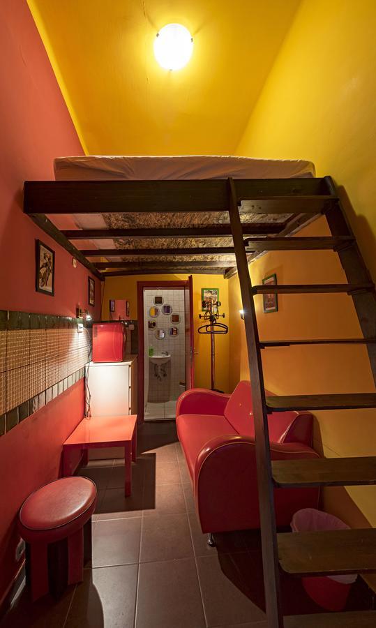 Santico Art Hotel And Hostel Budapeşte Dış mekan fotoğraf