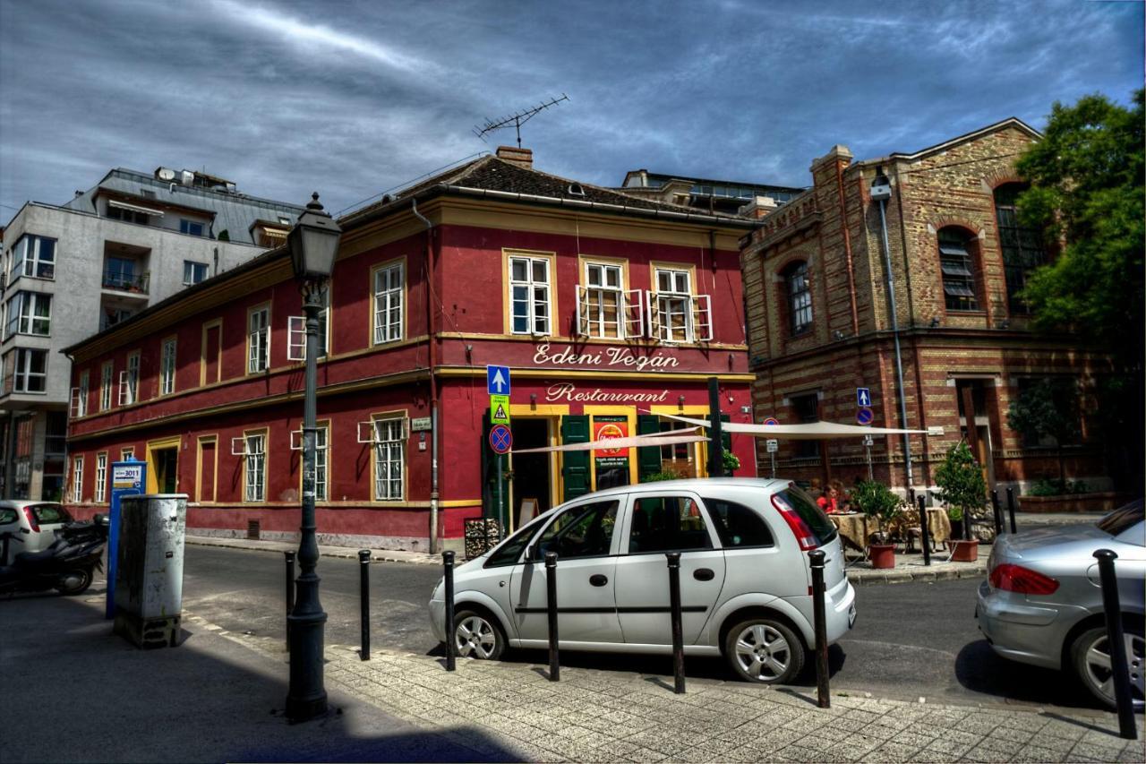 Santico Art Hotel And Hostel Budapeşte Dış mekan fotoğraf